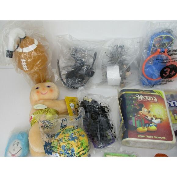 McDonalds, Fisher Price, Taco Bell, Jack in the Box and Unbranded Mixed Toy Lot - Picture 2 of 10